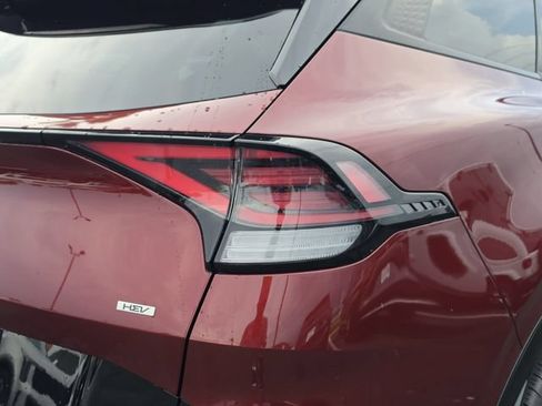 Certified 2023 Kia Sportage SX Prestige AWD/4WD image 19