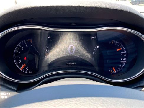Used 2022 Jeep Grand Cherokee Laredo X RWD image 25