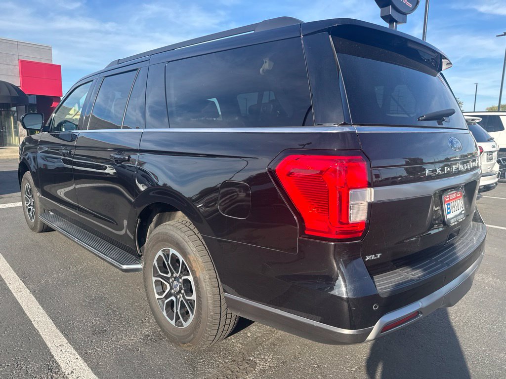 Used 2022 Ford Expedition Max XLT AWD/4WD image 4