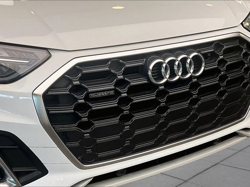 Used 2023 Audi Q5 2.0T Premium w/ Convenience Package AWD/4WD image 31