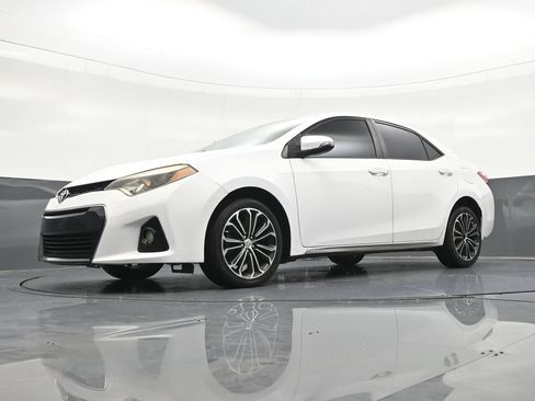 Used 2015 Toyota Corolla S FWD image 23
