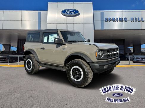 New 2026 Ford Bronco 2-Door w/ Sasquatch Package AWD/4WD image 1