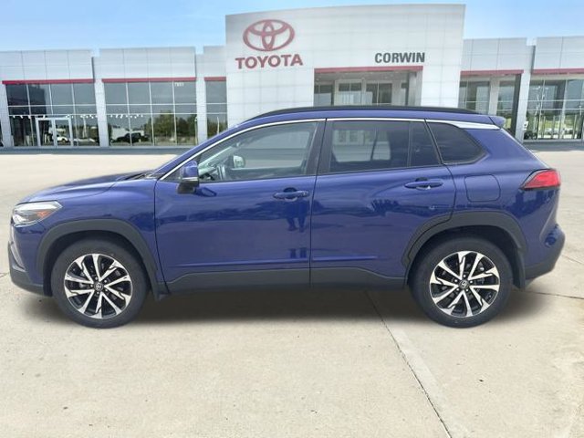 Used 2024 Toyota Corolla Cross XLE w/ Convenience Package AWD/4WD image 8
