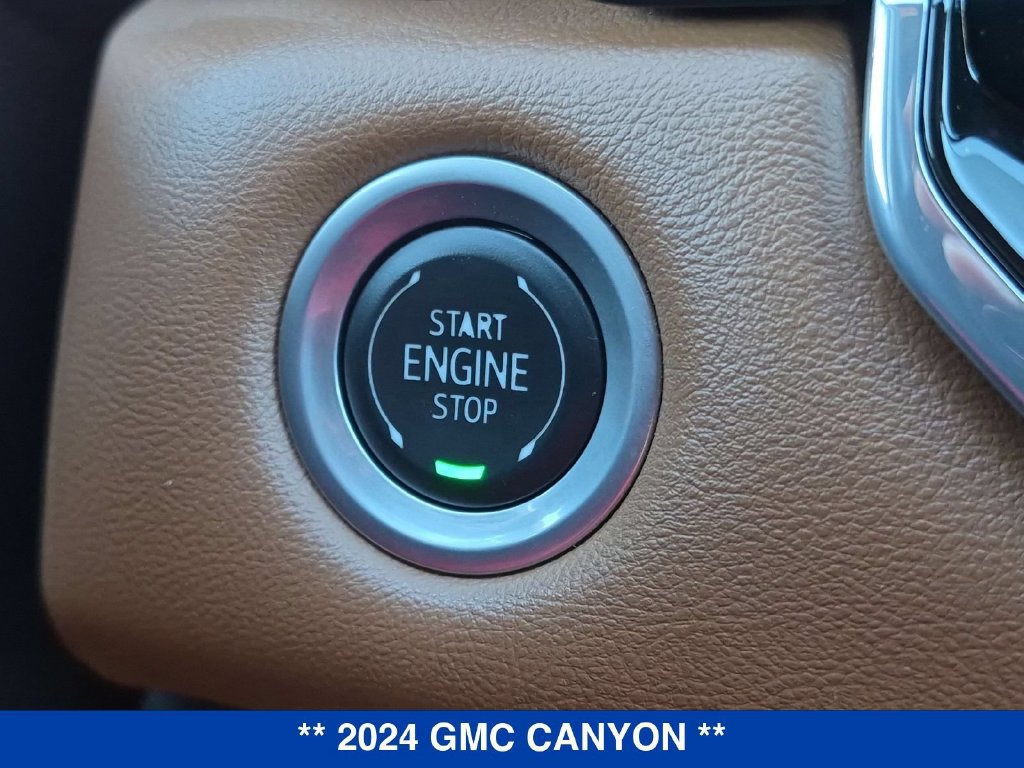 Used 2024 GMC Canyon AT4 w/ Canyon Safety Plus Package AWD/4WD image 32