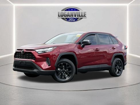 Used 2024 Toyota RAV4 LE FWD image 1