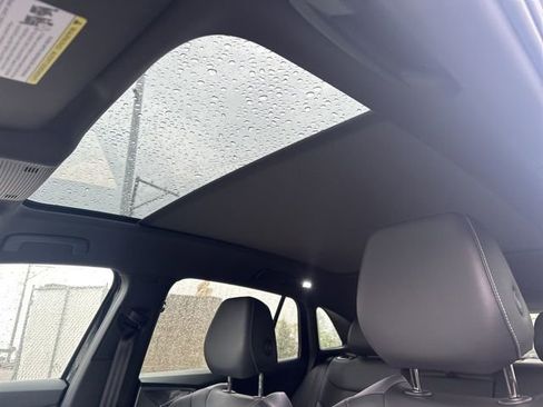 Used 2023 Volkswagen ID.4 Pro S AWD/4WD image 11