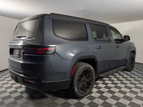 Used 2023 Jeep Wagoneer Series II RWD image 7