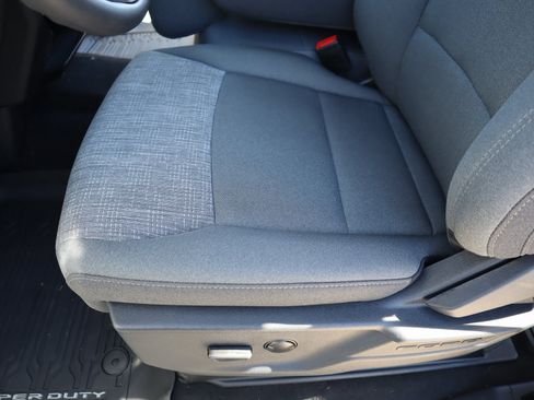 New 2026 Ford F250 XLT w/ XLT Premium Package image 12