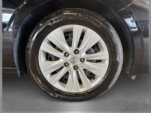 Used 2024 Nissan Sentra S FWD image 20