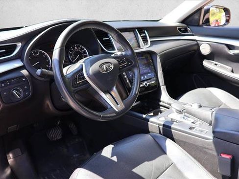 Used 2019 INFINITI QX50 Essential w/ Premium Heat Package AWD/4WD image 12