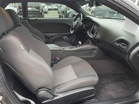 Used 2019 Dodge Challenger GT w/ Driver Convenience Group image 33
