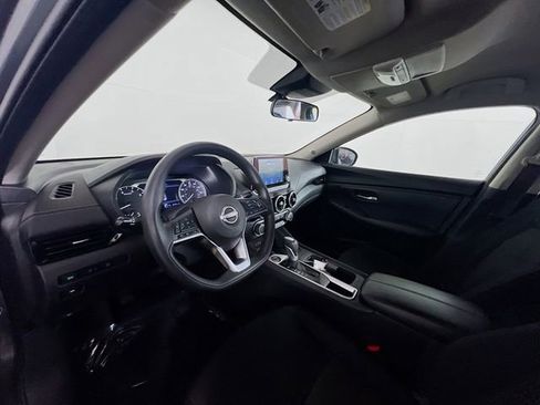 Used 2024 Nissan Sentra SV FWD image 18
