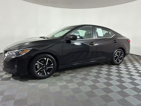Used 2024 Nissan Sentra SV FWD image 22