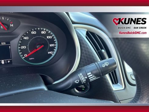 Used 2024 Chevrolet Malibu LT image 15