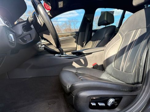 Used 2017 BMW 540i xDrive image 23