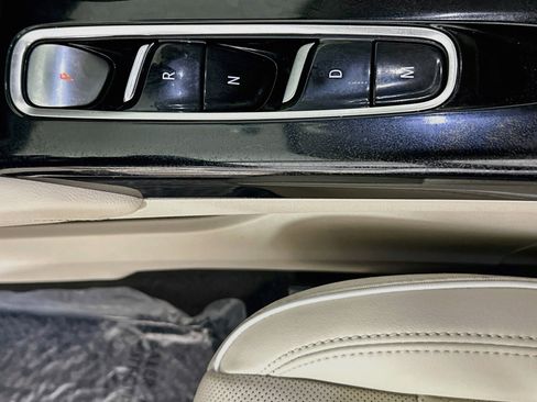 Used 2023 Buick Envision Avenir FWD image 21