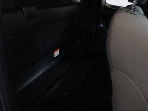 Used 2022 Toyota Tacoma SR image 13