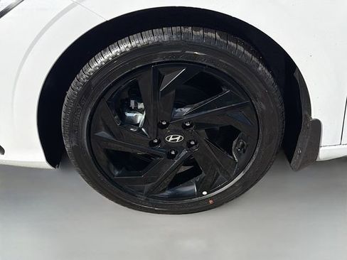 New 2026 Hyundai Elantra SEL Sport image 32