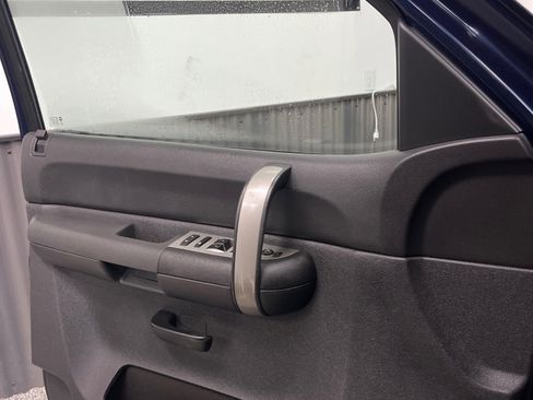 Used 2008 Chevrolet Silverado 1500 LS image 17