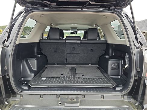 Used 2023 Toyota 4Runner TRD Sport image 12