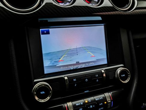 Used 2021 Ford Mustang Shelby GT500 w/ Carbon Fiber Track Pack image 81