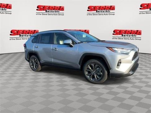 Certified 2025 Toyota RAV4 XLE Premium image 3