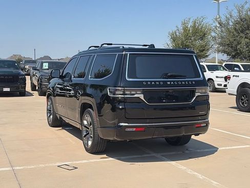 Used 2022 Jeep Grand Wagoneer Series III w/ Rear Seat Video Group 1 AWD/4WD image 6