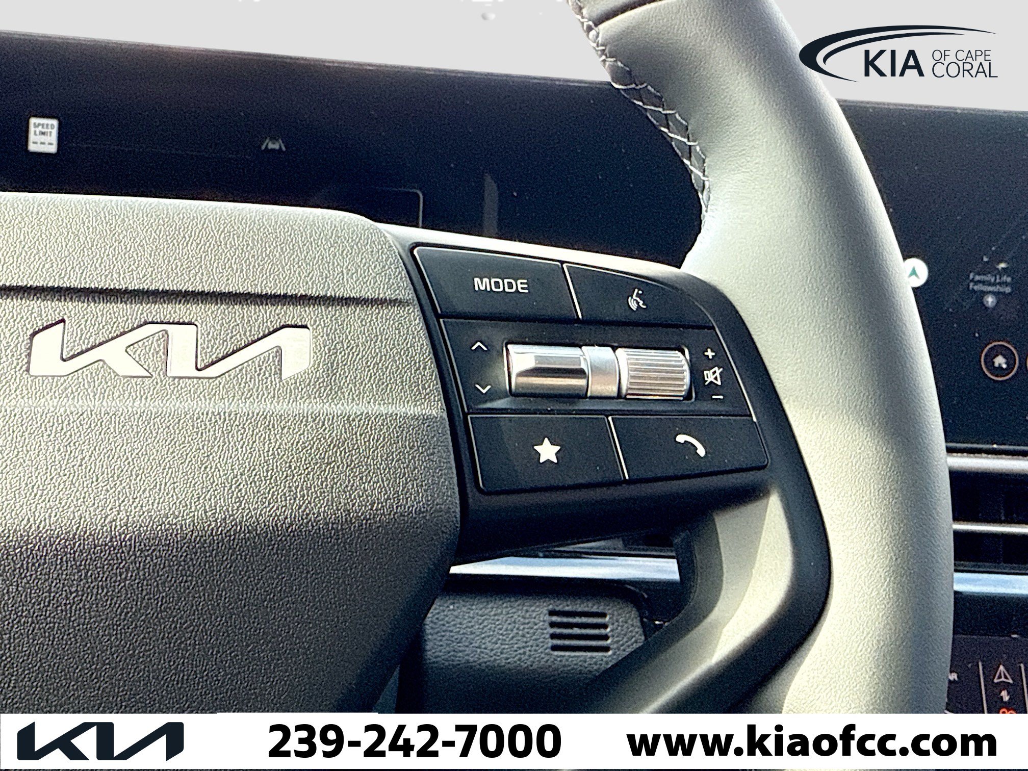 New 2026 Kia Sportage SX FWD image 37