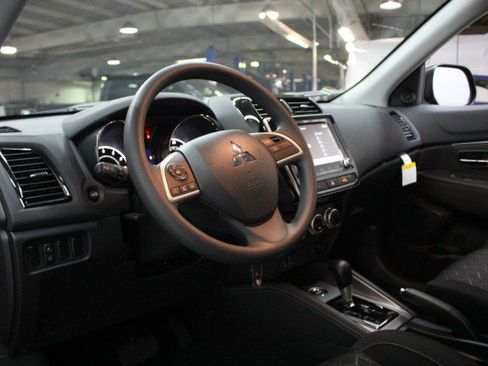 New 2026 Mitsubishi Outlander Sport ES image 5