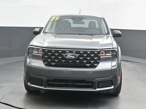 Used 2025 Ford Maverick XLT image 10