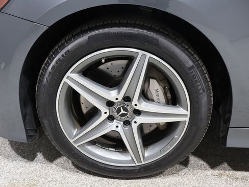 Used 2018 Mercedes-Benz E 400 4MATIC Cabriolet image 8