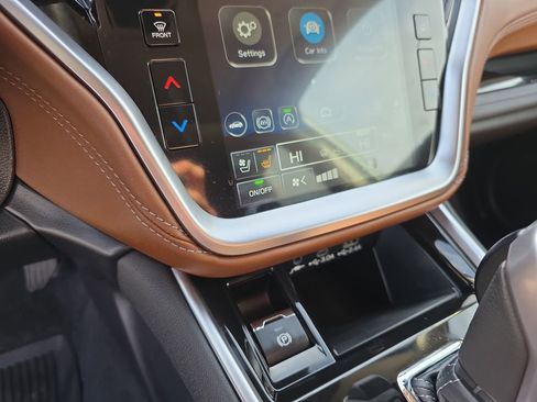 Used 2023 Subaru Outback Touring image 30