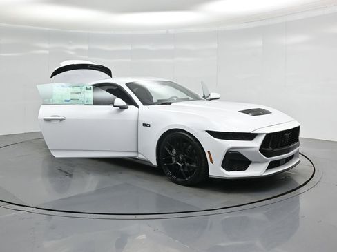 New 2026 Ford Mustang GT image 25