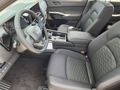 New 2026 Nissan Pathfinder SV FWD image 9