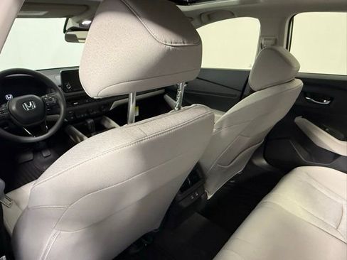 Used 2025 Honda Accord SE image 33