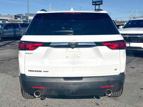 Used 2023 Chevrolet Traverse LT image 6