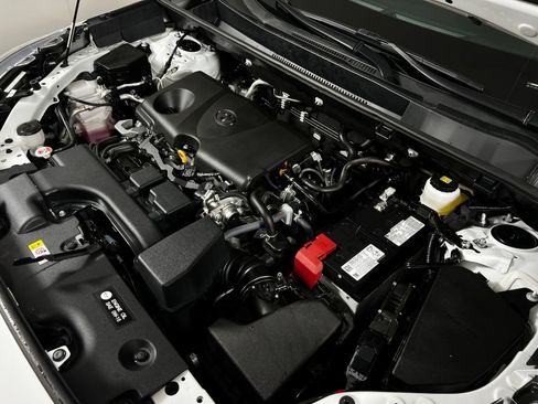 Certified 2025 Toyota RAV4 XLE w/ Convenience Package AWD/4WD image 10