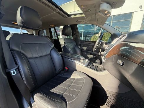 Used 2015 Mercedes-Benz GL 320 GL 350 image 27