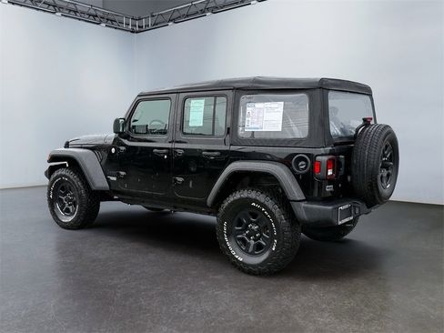 Used 2021 Jeep Wrangler Unlimited Sport image 5