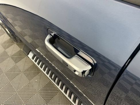 Used 2019 Ford F150 Lariat AWD/4WD image 12