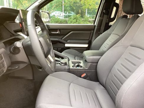 Certified 2024 Toyota Tacoma TRD Sport AWD/4WD image 3