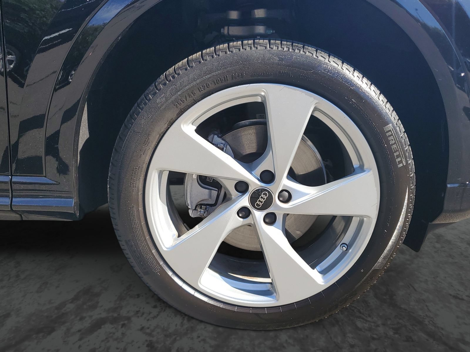 Used 2025 Audi Q5 Premium Plus AWD/4WD image 6