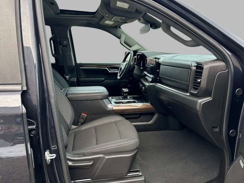 Used 2024 Chevrolet Silverado 1500 RST w/ Convenience Package II image 19