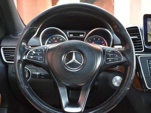 Used 2018 Mercedes-Benz GLS 450 4MATIC w/ Premium Package image 22