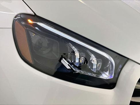 New 2026 Mercedes-Benz GLS 450 4MATIC image 16