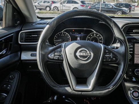 Used 2023 Nissan Maxima SL FWD image 18