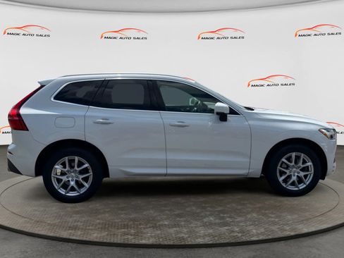 Used 2020 Volvo XC60 T5 Momentum w/ Protection Package AWD/4WD image 6