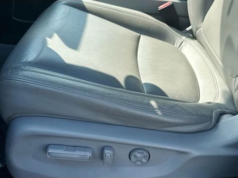 Certified 2024 Honda Odyssey EX-L image 18