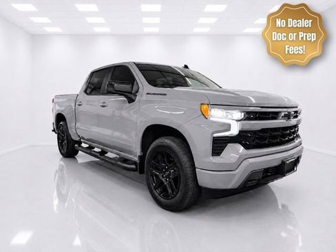 Used 2024 Chevrolet Silverado 1500 RST w/ Convenience Package II AWD/4WD image 2