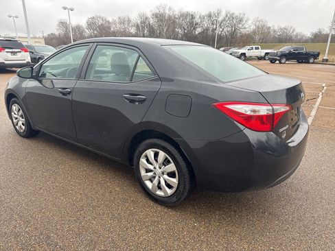 Used 2016 Toyota Corolla LE image 5
